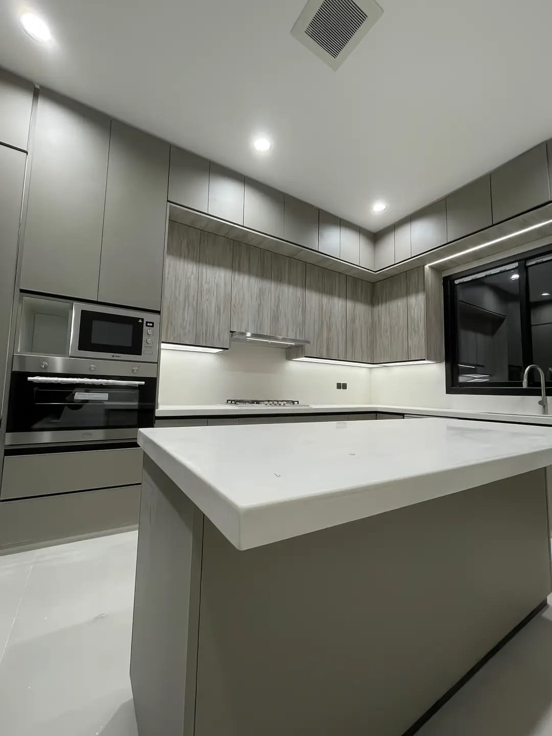 قص وتعديل المطابخ