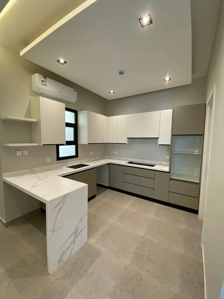 تجديد مطبخ قديم بالكامل